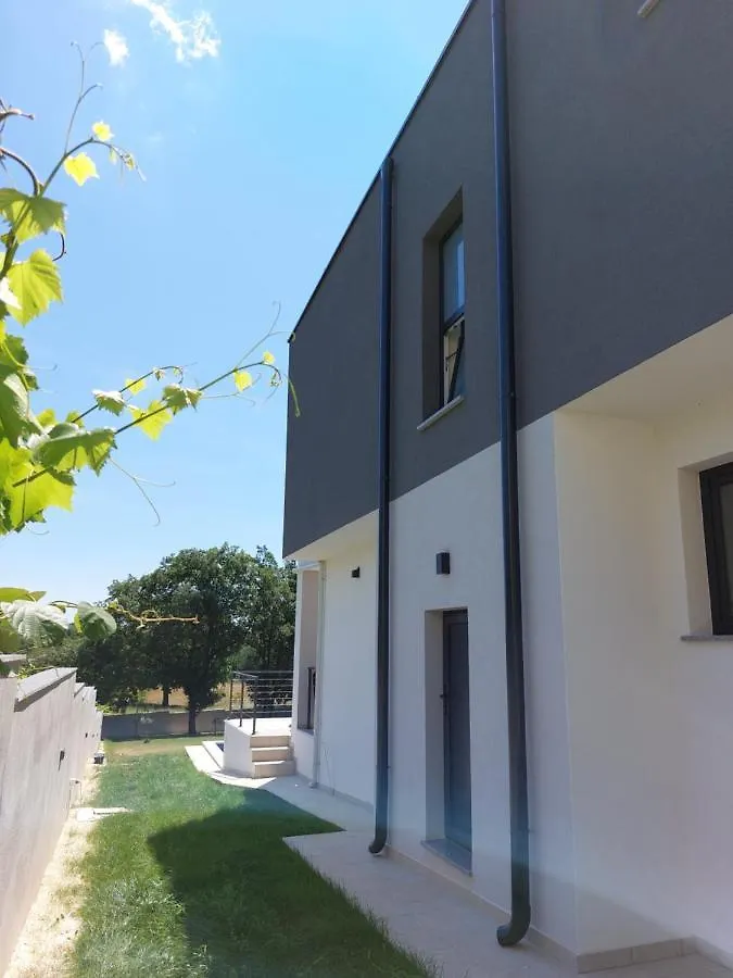 Villa Tara, 4 Bedroom Villa With Heated Pool Medulin Croatia