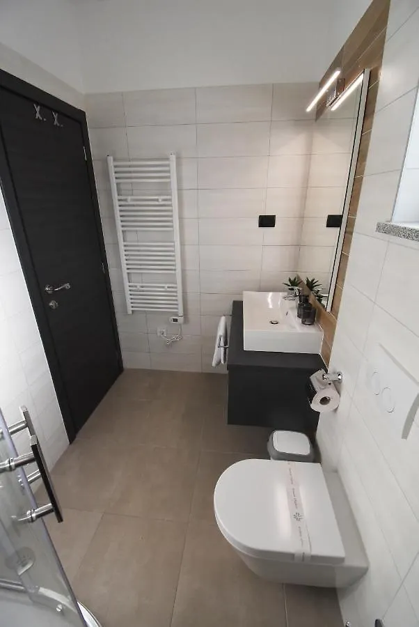 Villa Tara, 4 Bedroom Villa With Heated Pool Medulin