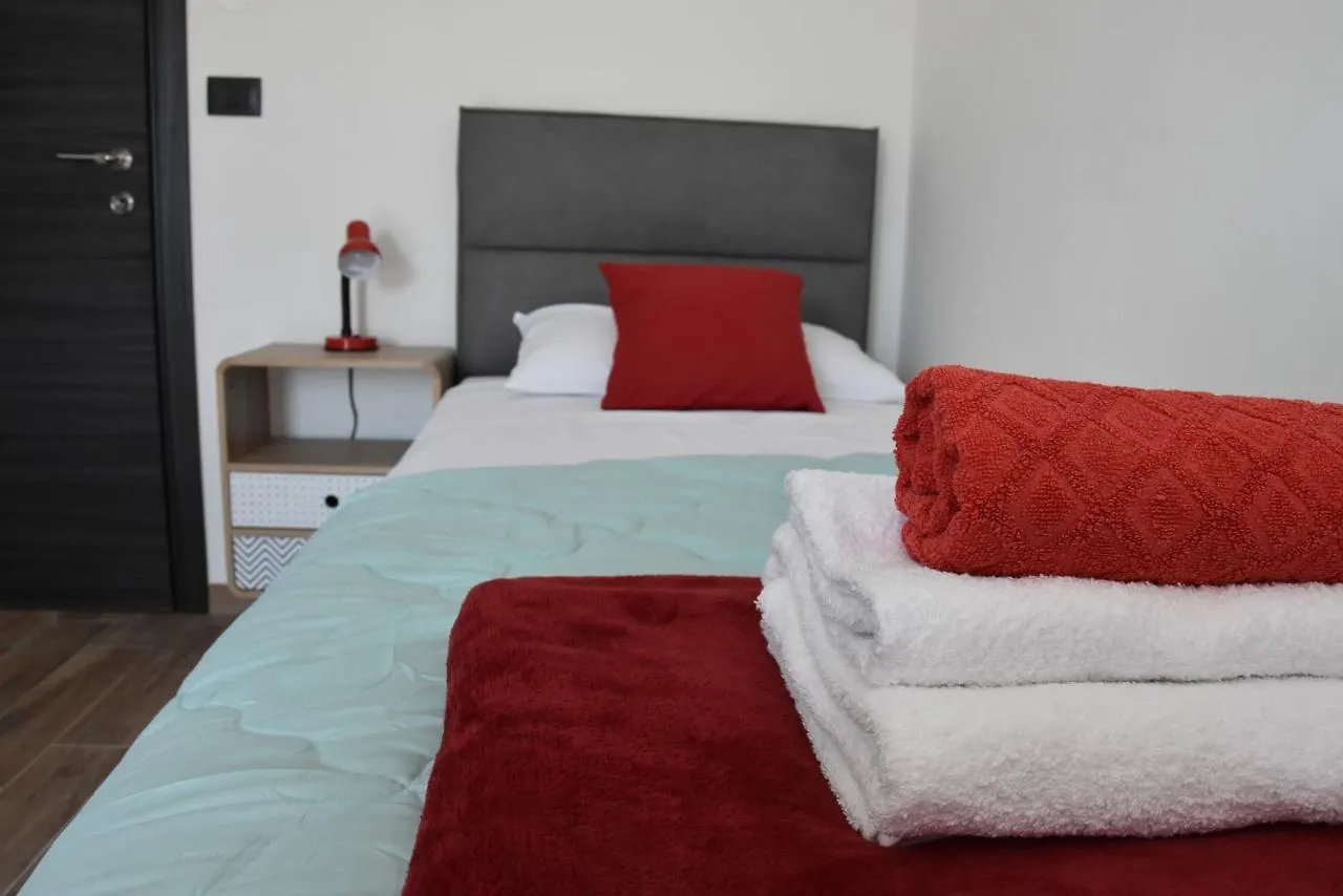 Villa Tara, 4 Bedroom Villa With Heated Pool Medulin