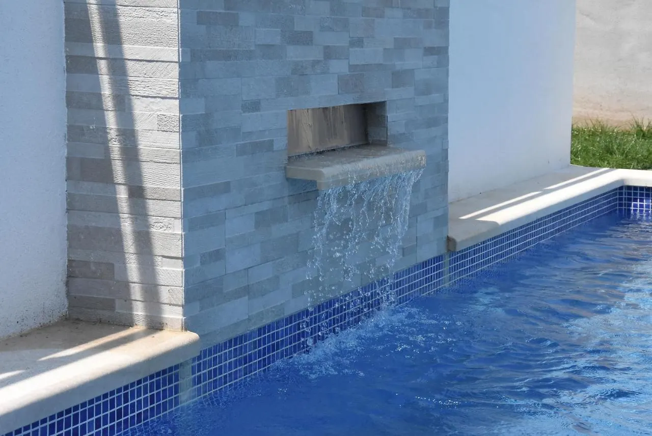 Villa Tara, 4 Bedroom Villa With Heated Pool Medulin