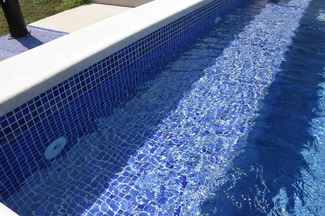 Villa Tara, 4 Bedroom Villa With Heated Pool Medulin